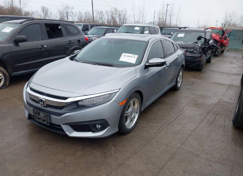 Photo 2 of 2016 Honda Civic TOURING (VIN 19XFC1F92GE005313)