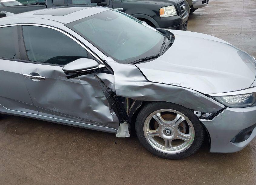 Photo 6 of 2016 Honda Civic TOURING (VIN 19XFC1F92GE005313)
