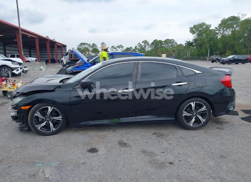 Photo 14 of 2016 Honda Civic TOURING (VIN 19XFC1F92GE007692)