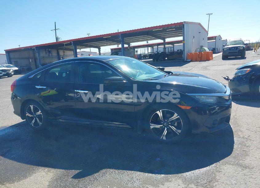 Photo 13 of 2016 Honda Civic TOURING (VIN 19XFC1F92GE027425)