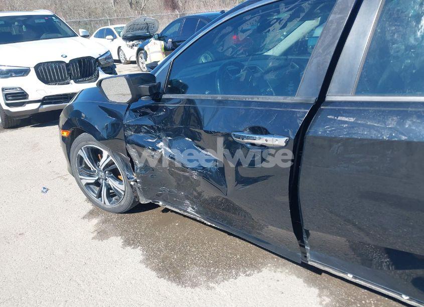 Photo 6 of 2016 Honda Civic TOURING (VIN 19XFC1F92GE027425)