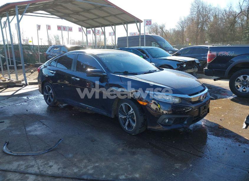 2016 Honda Civic TOURING (VIN 19XFC1F93GE211417) main photo