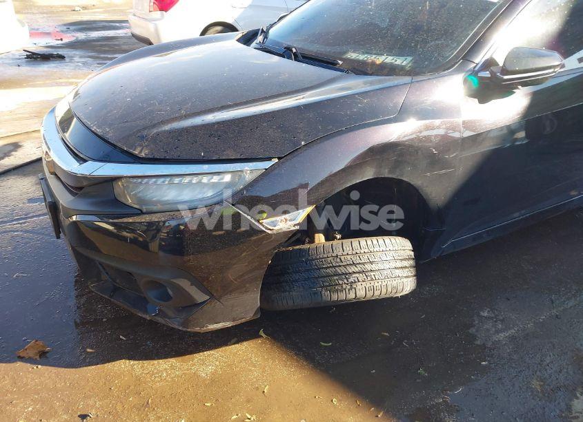 Photo 6 of 2016 Honda Civic TOURING (VIN 19XFC1F93GE211417)