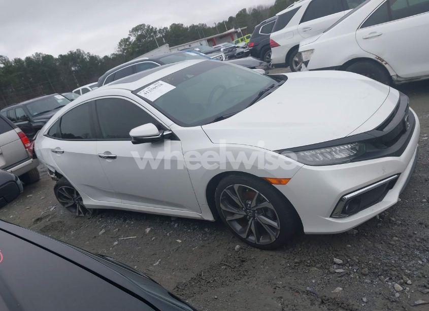 Photo 13 of 2019 Honda Civic TOURING (VIN 19XFC1F93KE002266)