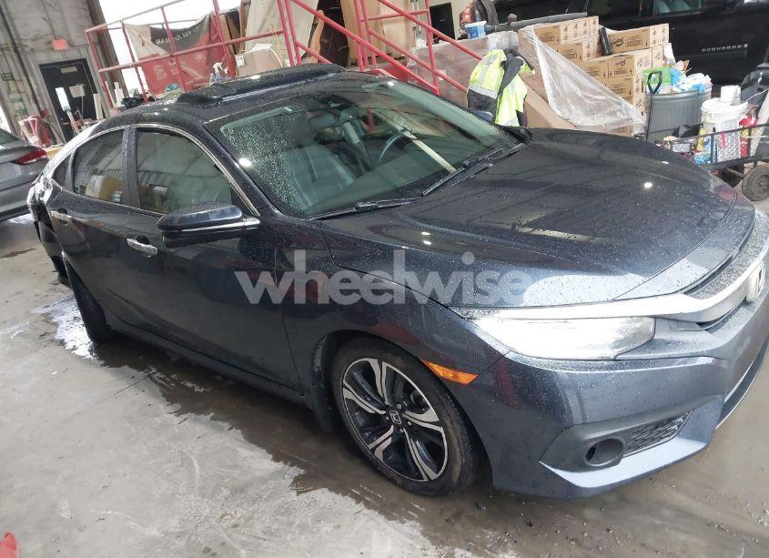 Photo 13 of 2016 Honda Civic TOURING (VIN 19XFC1F94GE014496)