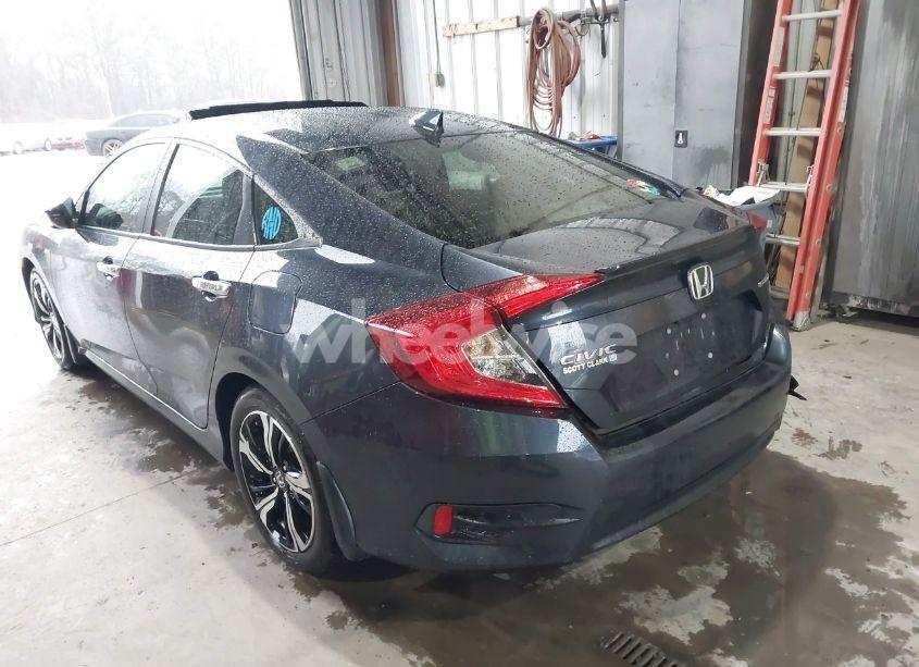 Photo 3 of 2016 Honda Civic TOURING (VIN 19XFC1F94GE014496)