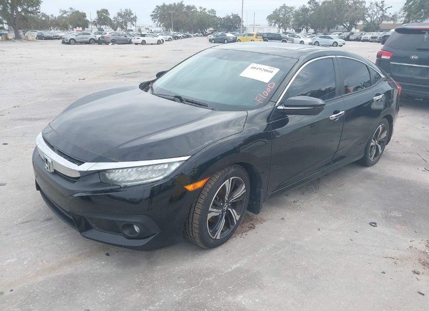Photo 2 of 2016 Honda Civic TOURING (VIN 19XFC1F94GE024445)