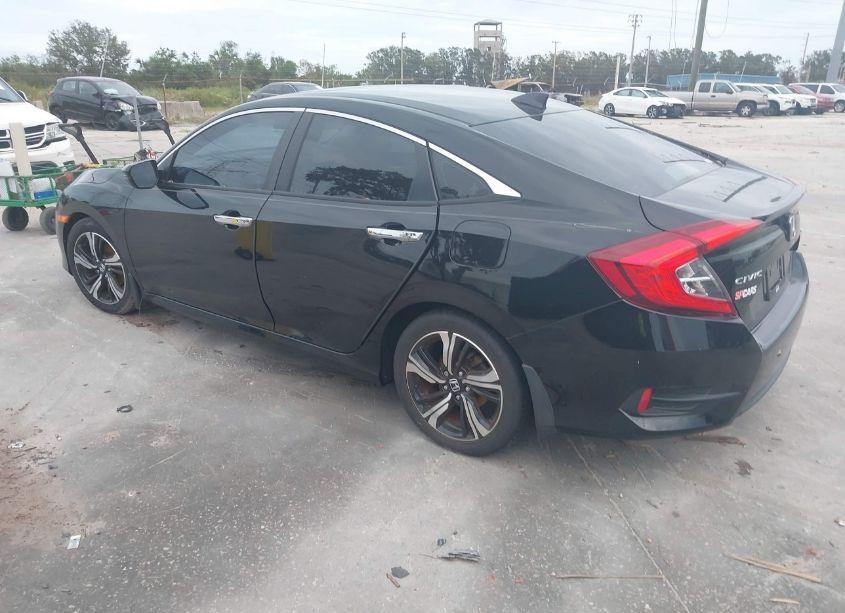 Photo 3 of 2016 Honda Civic TOURING (VIN 19XFC1F94GE024445)