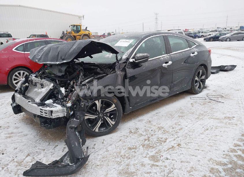 Photo 2 of 2016 Honda Civic TOURING (VIN 19XFC1F94GE041522)