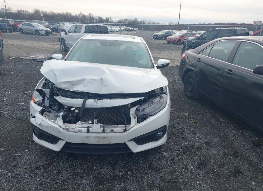 Photo 12 of 2017 Honda Civic TOURING (VIN 19XFC1F94HE210066)