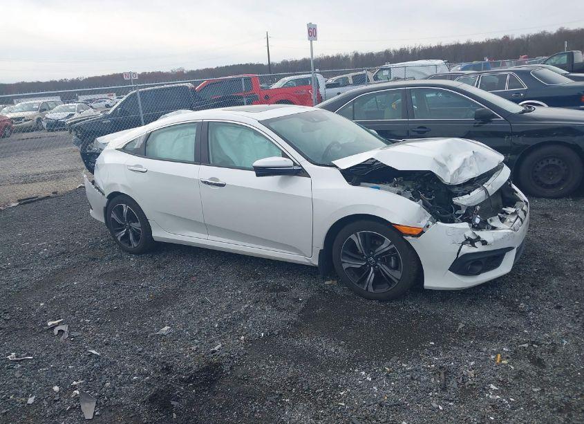 Photo 13 of 2017 Honda Civic TOURING (VIN 19XFC1F94HE210066)