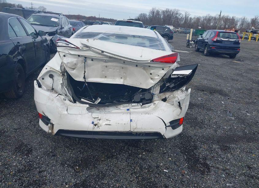 Photo 16 of 2017 Honda Civic TOURING (VIN 19XFC1F94HE210066)