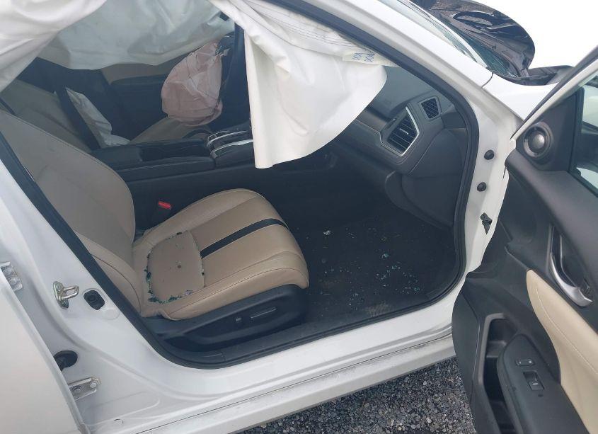 Photo 5 of 2017 Honda Civic TOURING (VIN 19XFC1F94HE210066)