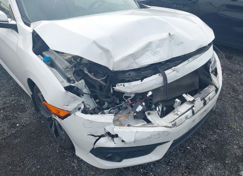 Photo 6 of 2017 Honda Civic TOURING (VIN 19XFC1F94HE210066)