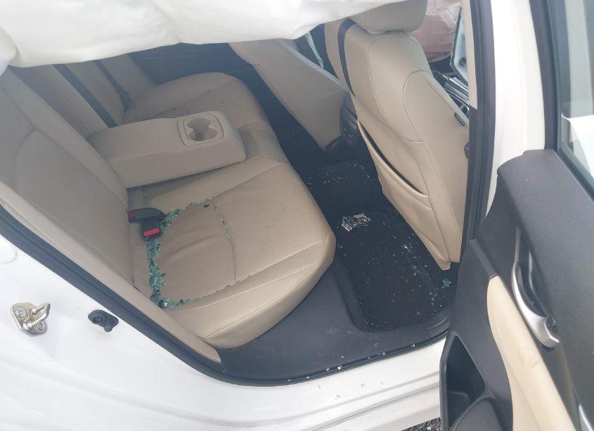 Photo 8 of 2017 Honda Civic TOURING (VIN 19XFC1F94HE210066)