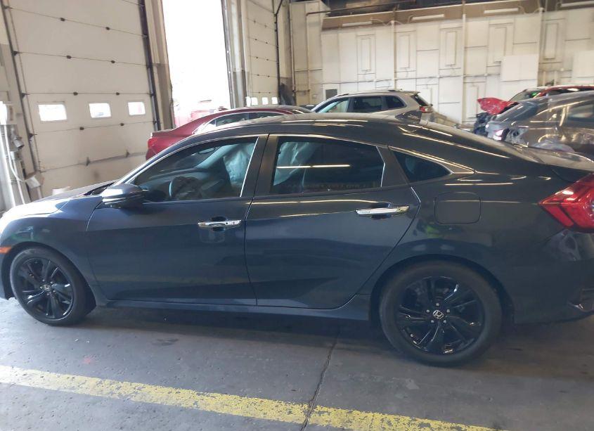 Photo 14 of 2016 Honda Civic TOURING (VIN 19XFC1F95GE014376)