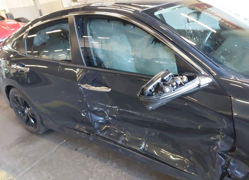 Photo 6 of 2016 Honda Civic TOURING (VIN 19XFC1F95GE014376)