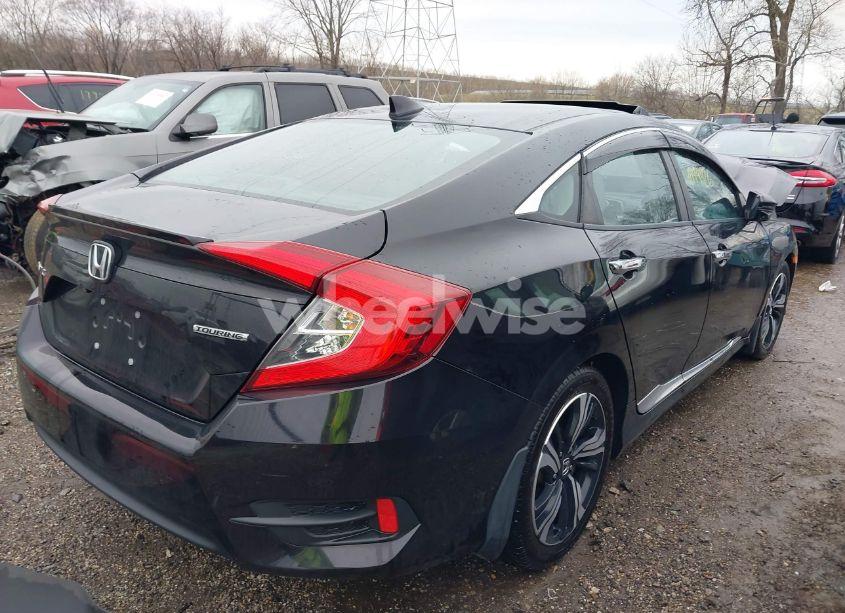 Photo 4 of 2016 Honda Civic TOURING (VIN 19XFC1F95GE028553)