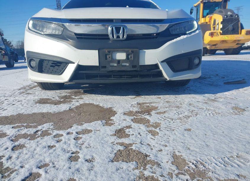 Photo 6 of 2016 Honda Civic TOURING (VIN 19XFC1F95GE032764)