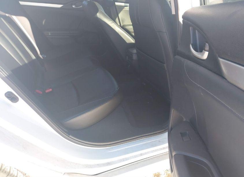 Photo 8 of 2016 Honda Civic TOURING (VIN 19XFC1F95GE032764)