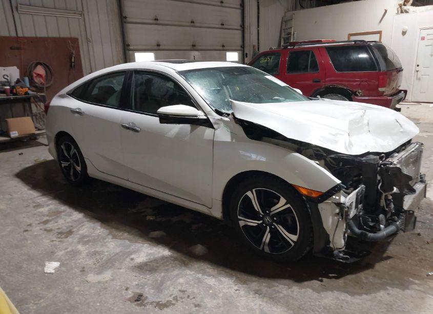 2016 Honda Civic TOURING (VIN 19XFC1F95GE036586) main photo