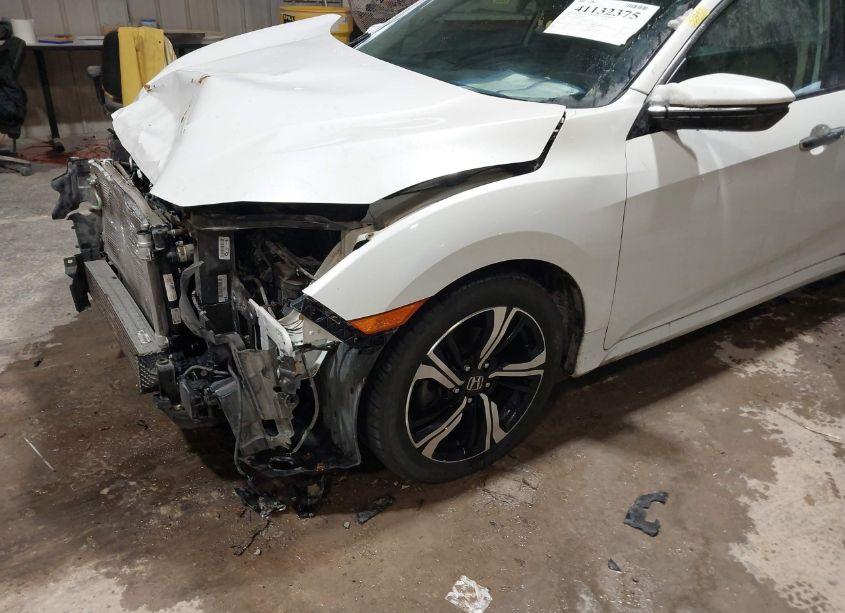 Photo 19 of 2016 Honda Civic TOURING (VIN 19XFC1F95GE036586)