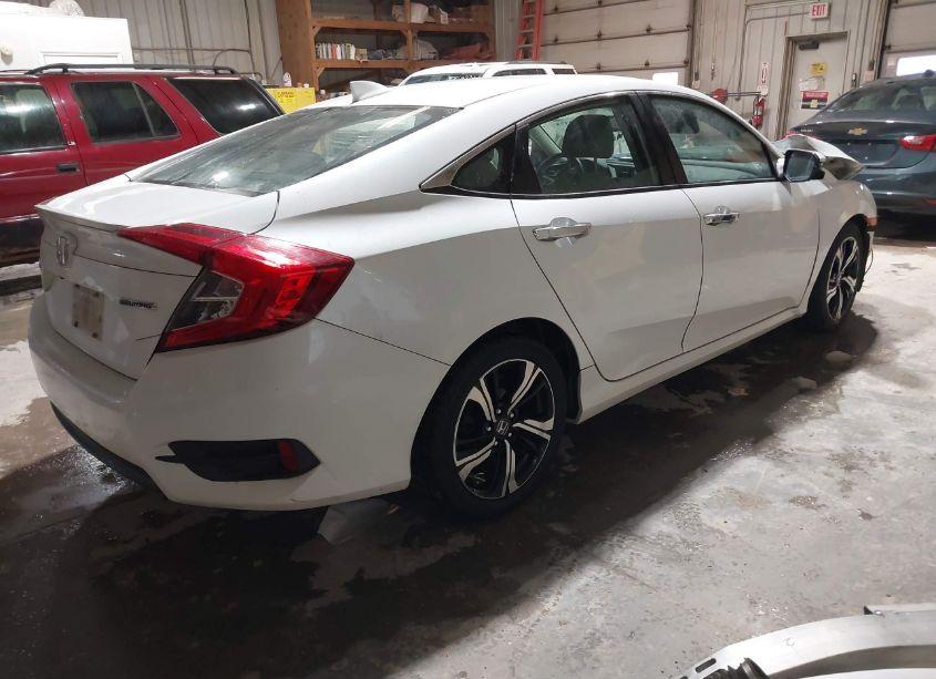 Photo 4 of 2016 Honda Civic TOURING (VIN 19XFC1F95GE036586)