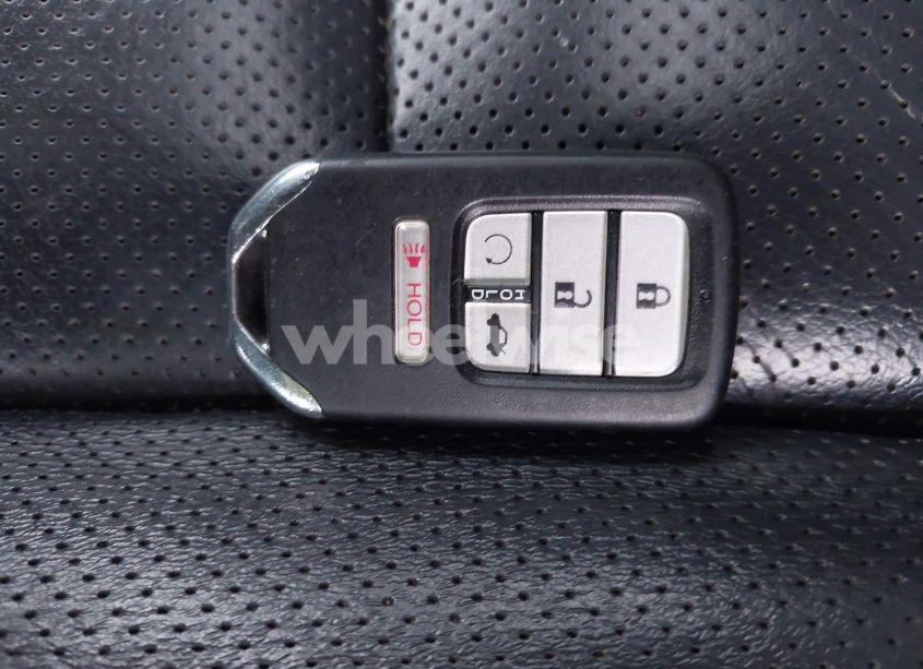 Photo 11 of 2016 Honda Civic TOURING (VIN 19XFC1F95GE206428)
