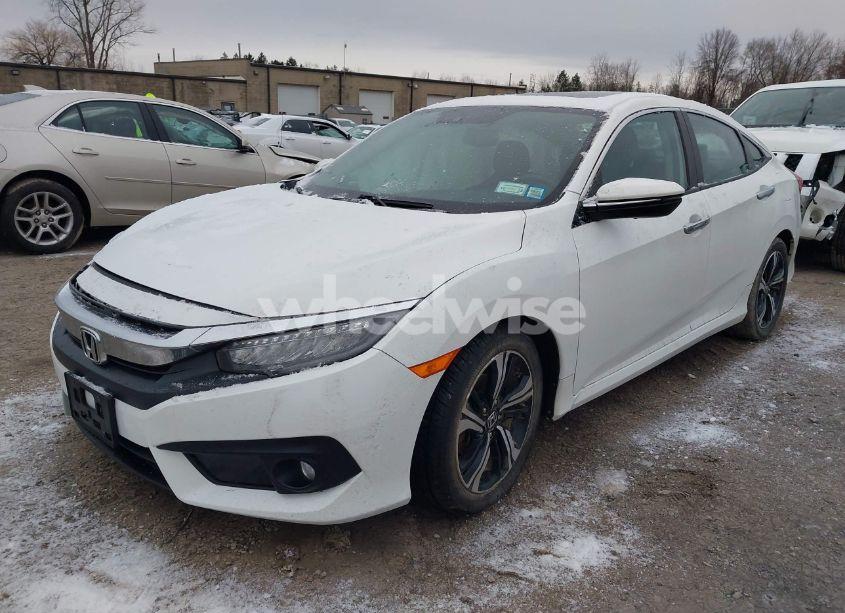 Photo 2 of 2016 Honda Civic TOURING (VIN 19XFC1F95GE206428)