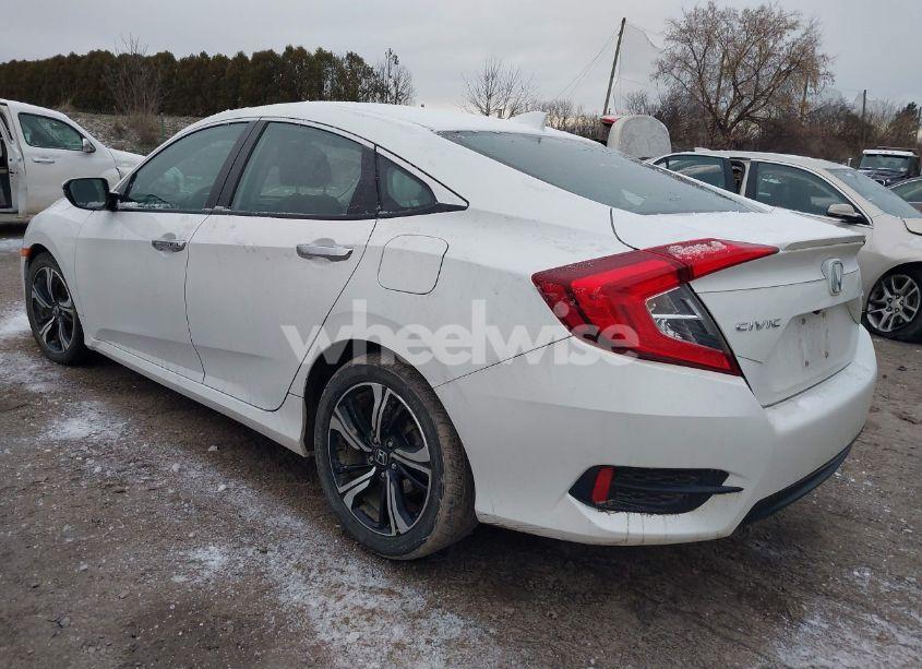 Photo 3 of 2016 Honda Civic TOURING (VIN 19XFC1F95GE206428)
