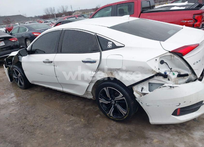 Photo 15 of 2017 Honda Civic TOURING (VIN 19XFC1F95HE023192)