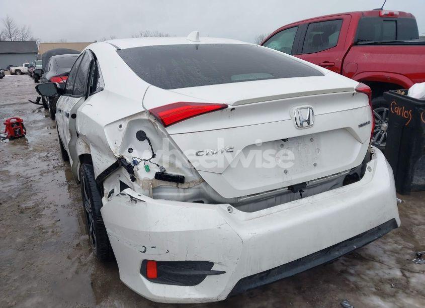 Photo 3 of 2017 Honda Civic TOURING (VIN 19XFC1F95HE023192)
