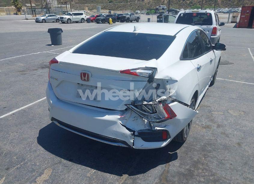 Photo 4 of 2021 Honda Civic TOURING (VIN 19XFC1F95ME202228)