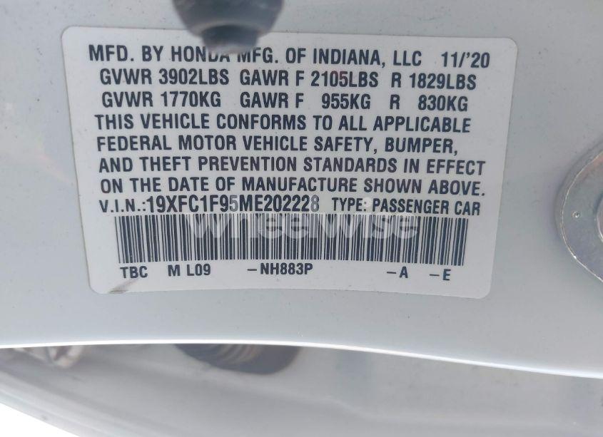 Photo 9 of 2021 Honda Civic TOURING (VIN 19XFC1F95ME202228)