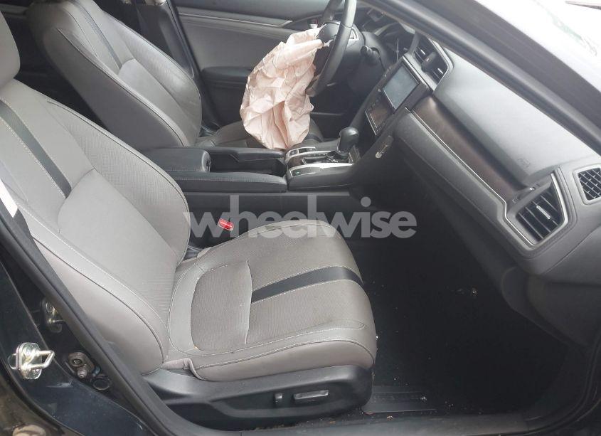Photo 5 of 2016 Honda Civic TOURING (VIN 19XFC1F96GE013124)