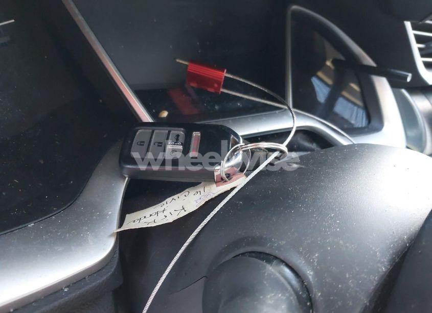 Photo 11 of 2016 Honda Civic TOURING (VIN 19XFC1F96GE037746)
