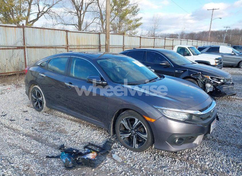 Photo 13 of 2016 Honda Civic TOURING (VIN 19XFC1F96GE037746)