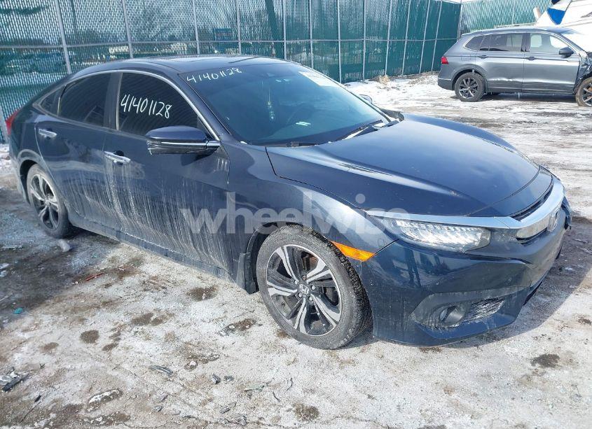 2016 Honda Civic TOURING (VIN 19XFC1F96GE201688) main photo
