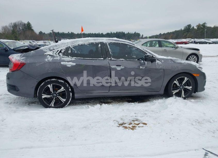 Photo 13 of 2016 Honda Civic TOURING (VIN 19XFC1F96GE213579)