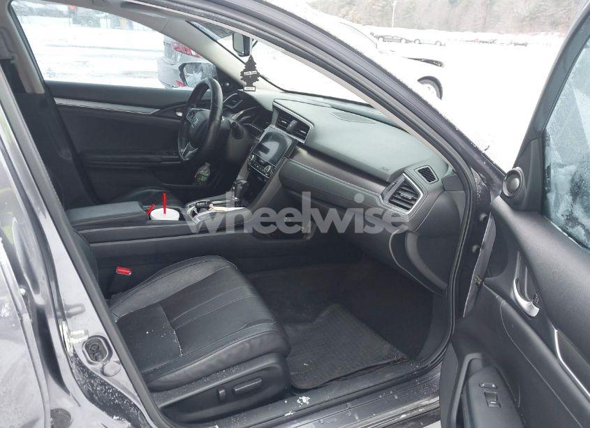 Photo 5 of 2016 Honda Civic TOURING (VIN 19XFC1F96GE213579)