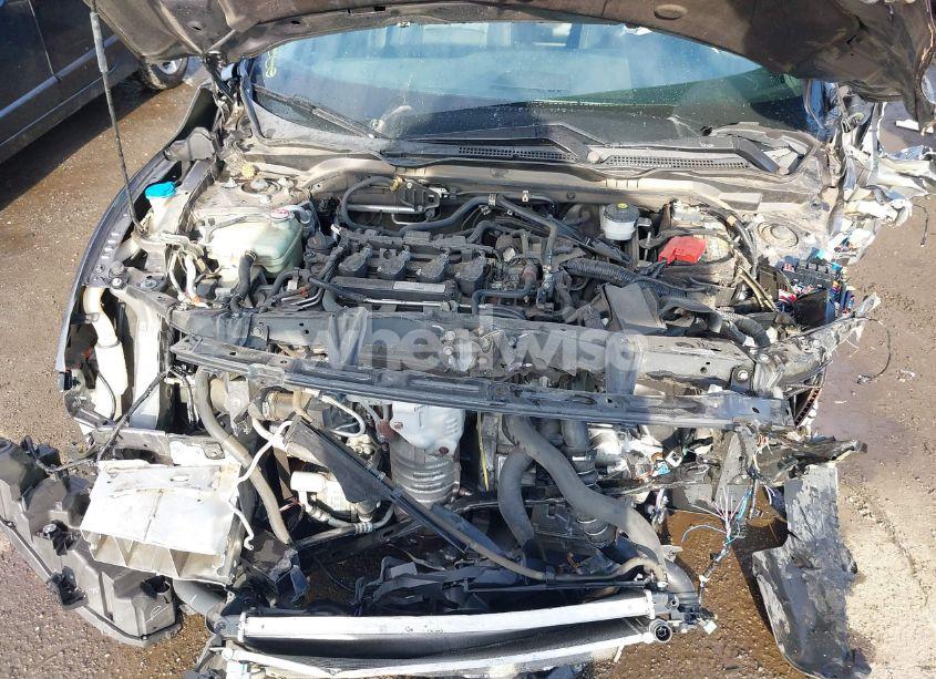 Photo 10 of 2017 Honda Civic TOURING (VIN 19XFC1F96HE201367)