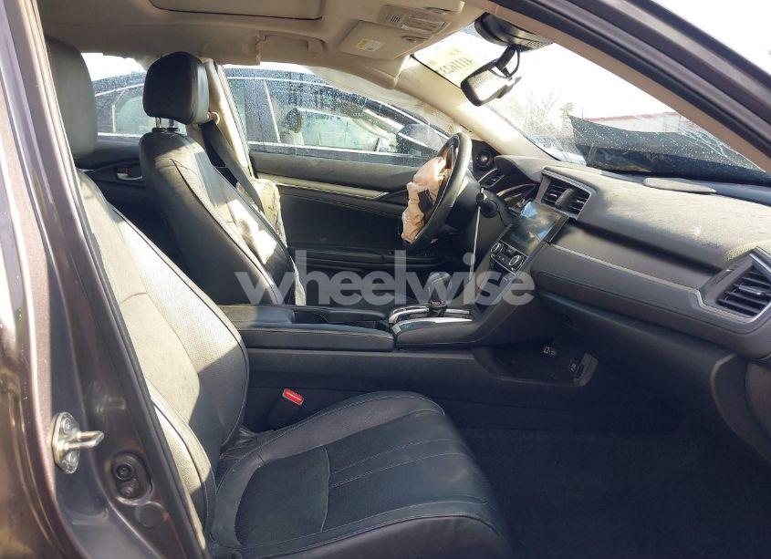 Photo 5 of 2017 Honda Civic TOURING (VIN 19XFC1F96HE201367)