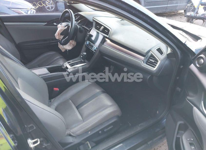 Photo 5 of 2016 Honda Civic TOURING (VIN 19XFC1F97GE011768)