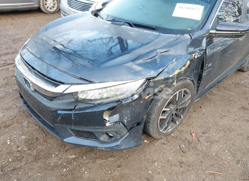 Photo 6 of 2016 Honda Civic TOURING (VIN 19XFC1F97GE011768)