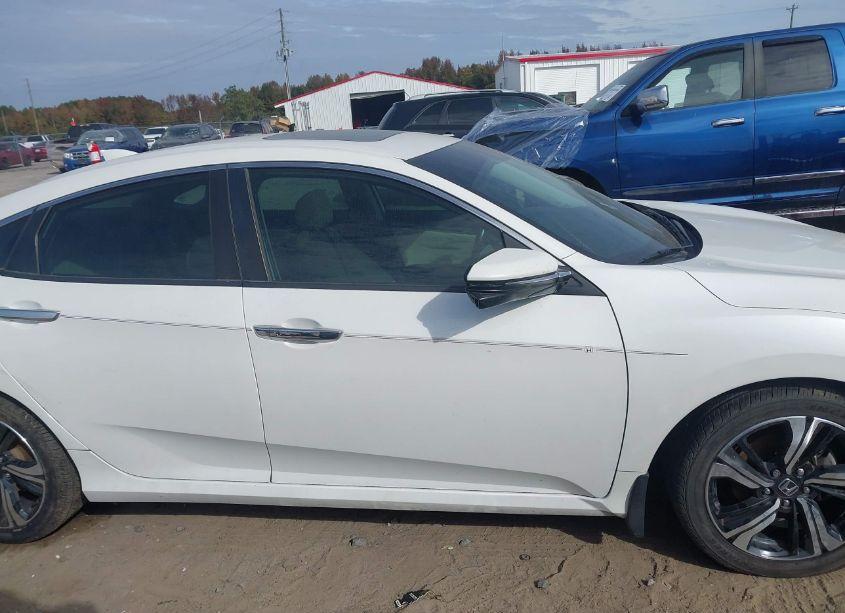 Photo 14 of 2016 Honda Civic TOURING (VIN 19XFC1F97GE016744)