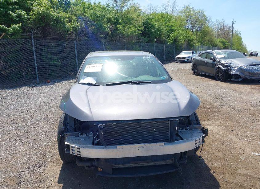 Photo 13 of 2016 Honda Civic TOURING (VIN 19XFC1F97GE205460)