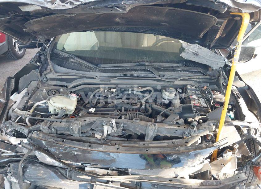 Photo 10 of 2017 Honda Civic TOURING (VIN 19XFC1F97HE010119)