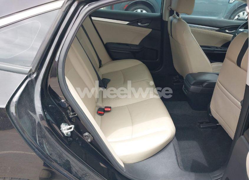 Photo 8 of 2017 Honda Civic TOURING (VIN 19XFC1F97HE011349)