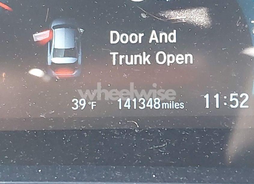 Photo 15 of 2017 Honda Civic TOURING (VIN 19XFC1F97HE015398)