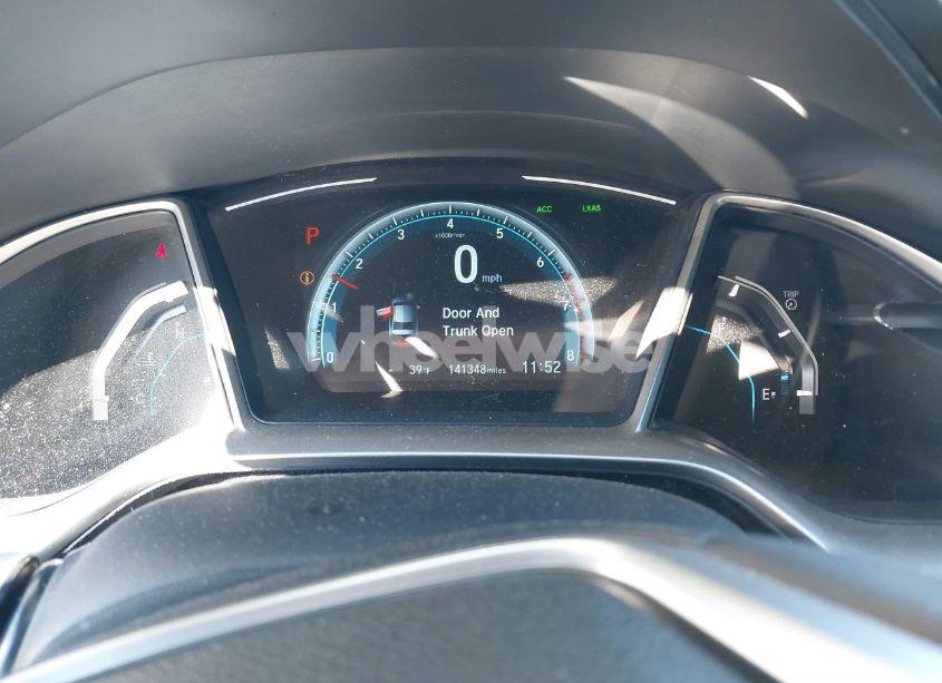 Photo 7 of 2017 Honda Civic TOURING (VIN 19XFC1F97HE015398)